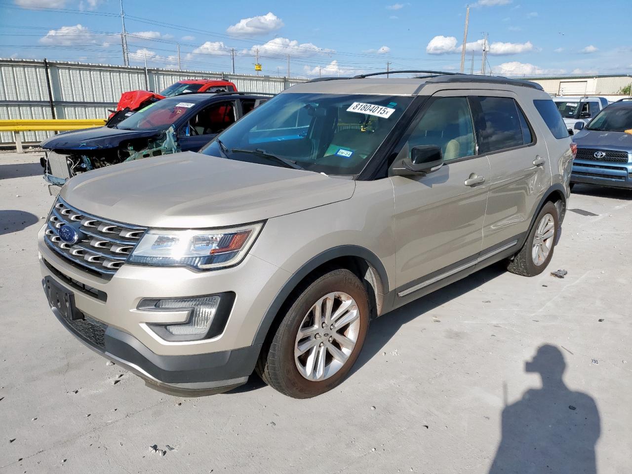 FORD EXPLORER XLT