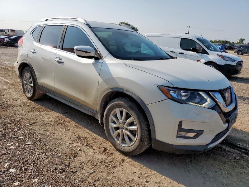 2017 NISSAN ROGUE S KNMAT2MT6HP607681