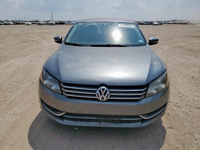 2015 VOLKSWAGEN PASSAT S 1VWAS7A35FC060909