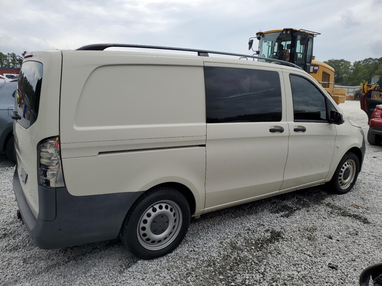 MERCEDES-BENZ METRIS