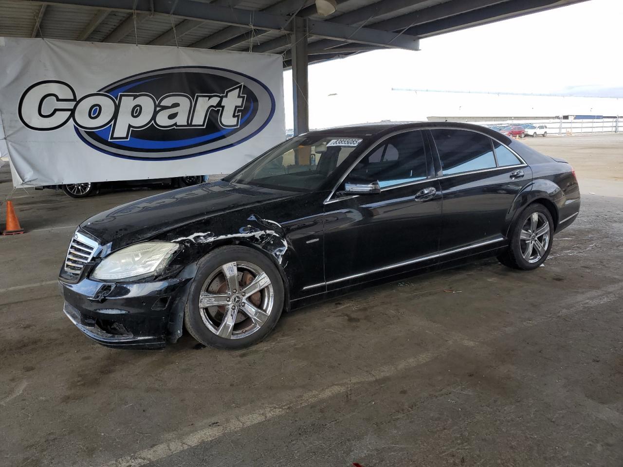 MERCEDES-BENZ S-CLASS 550