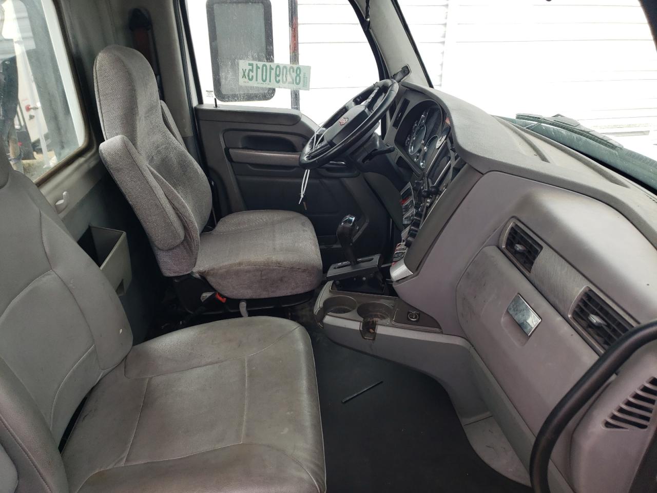 Lot #3269887139 2016 KENWORTH T680