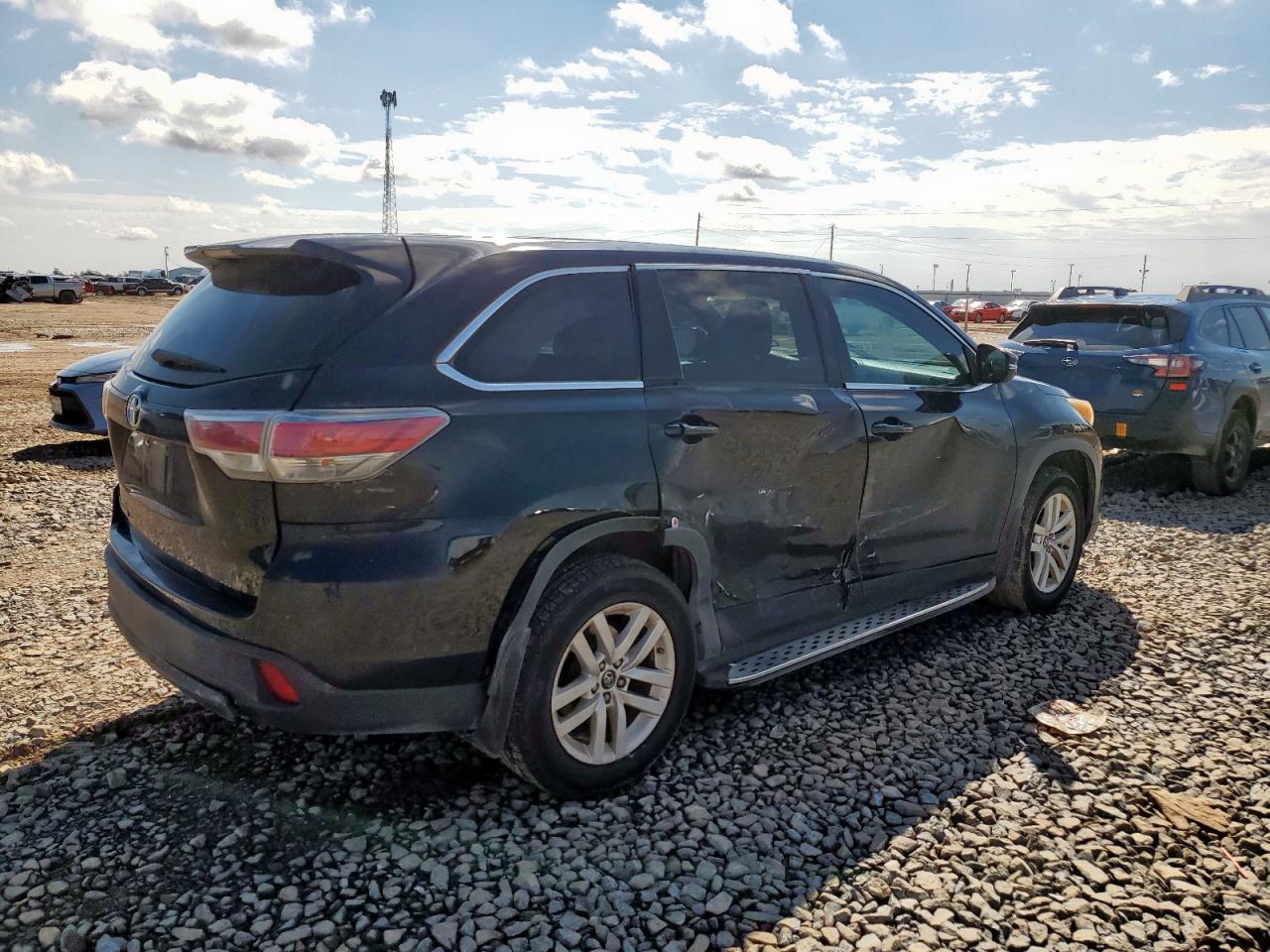 TOYOTA HIGHLANDER LE