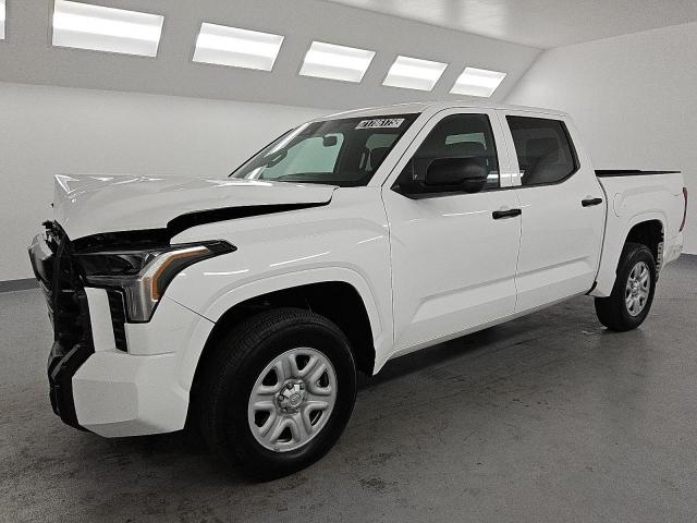 2025 TOYOTA TUNDRA CREWMAX SR 5TFKB5DB3SX300878