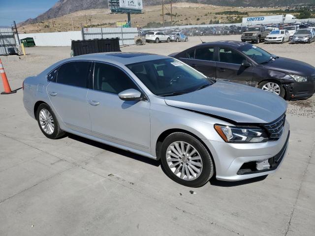 2017 VOLKSWAGEN PASSAT SE 1VWBT7A34HC002357