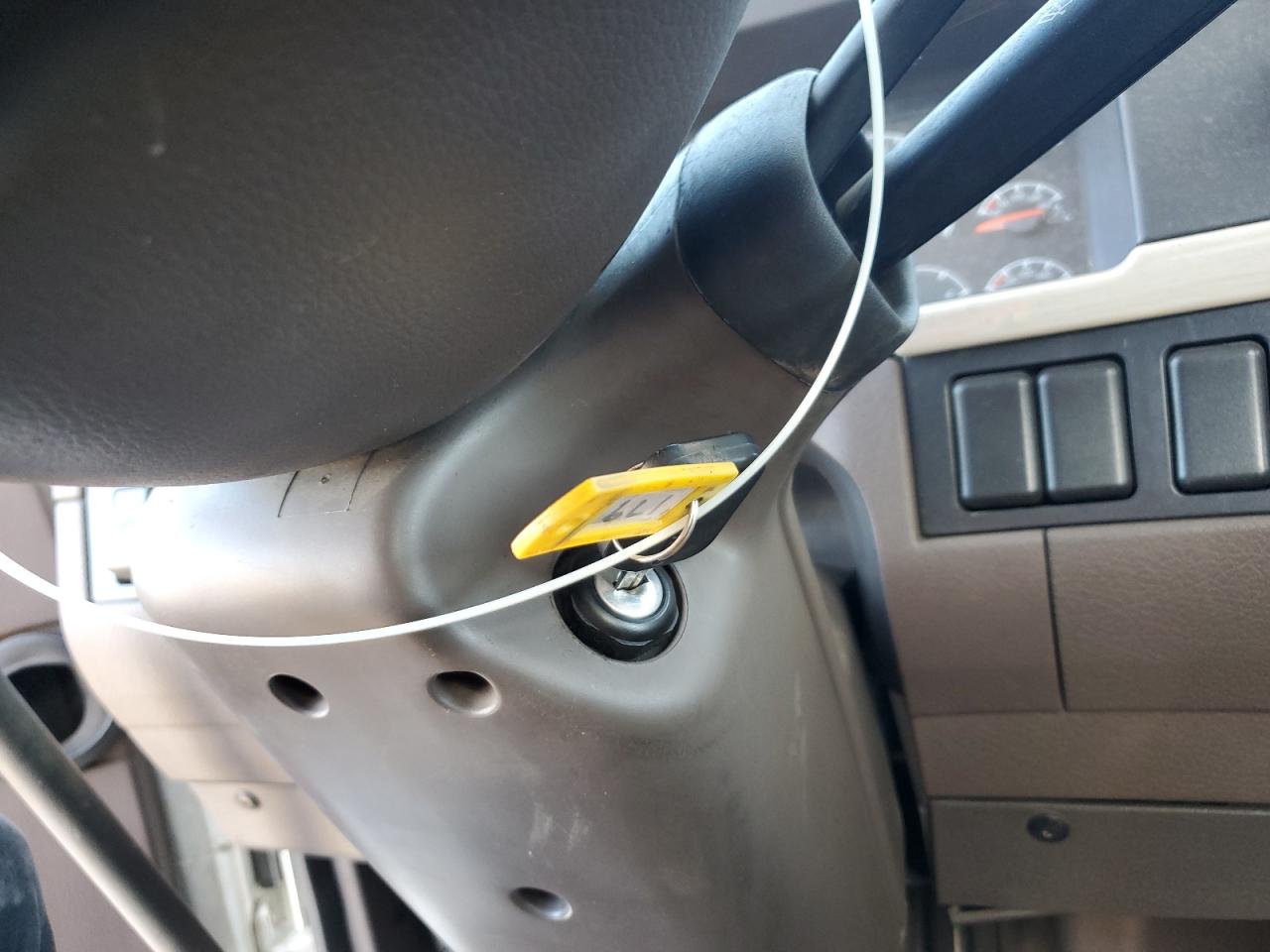 Lot #3261287944 2018 VOLVO VN VNL