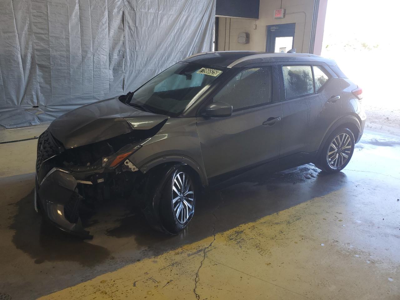 NISSAN KICKS SV