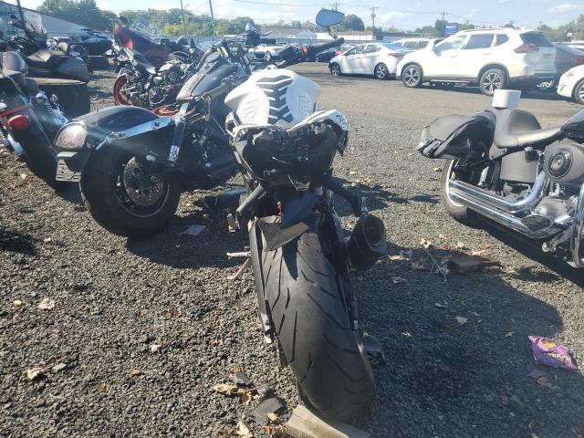 2024 TRIUMPH MOTORCYCLE STREET TRI - SMTA604SXRTBP8299