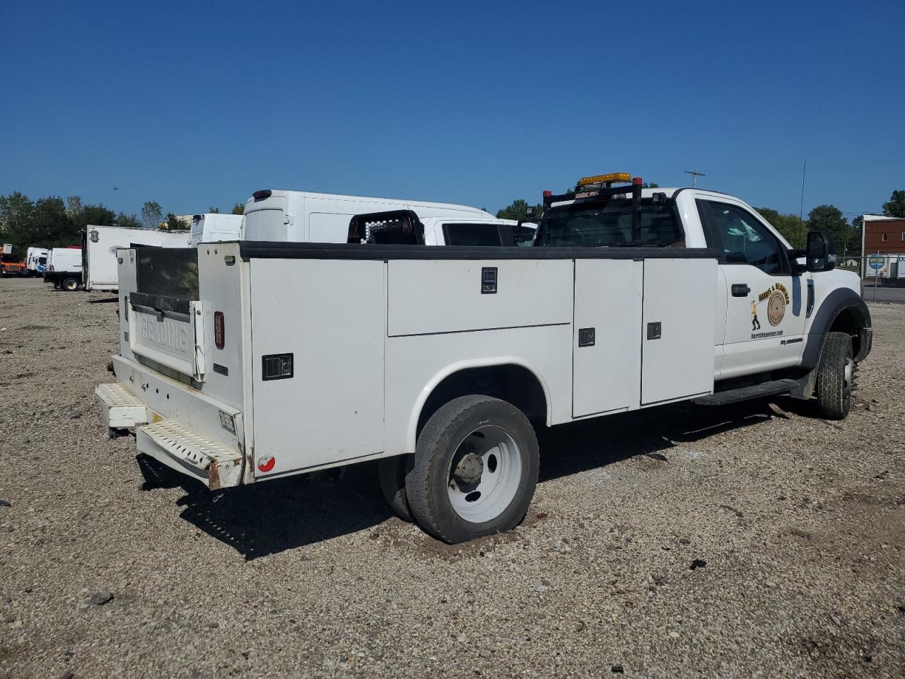 FORD F-550 SUPER DUTY