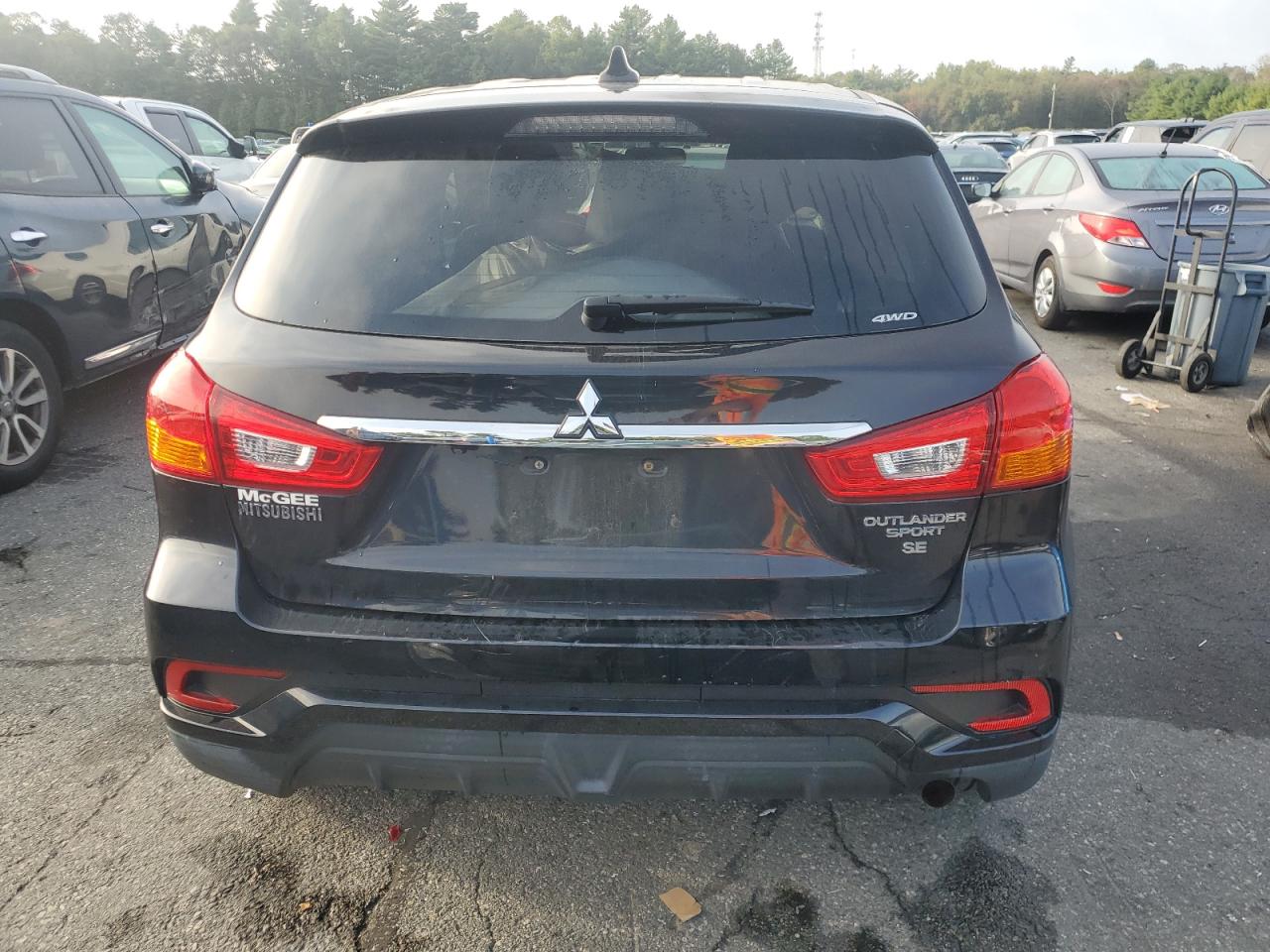 MITSUBISHI OUTLANDER ES