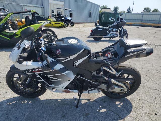 2016 HONDA CBR600 RR JH2PC40J8GK200006