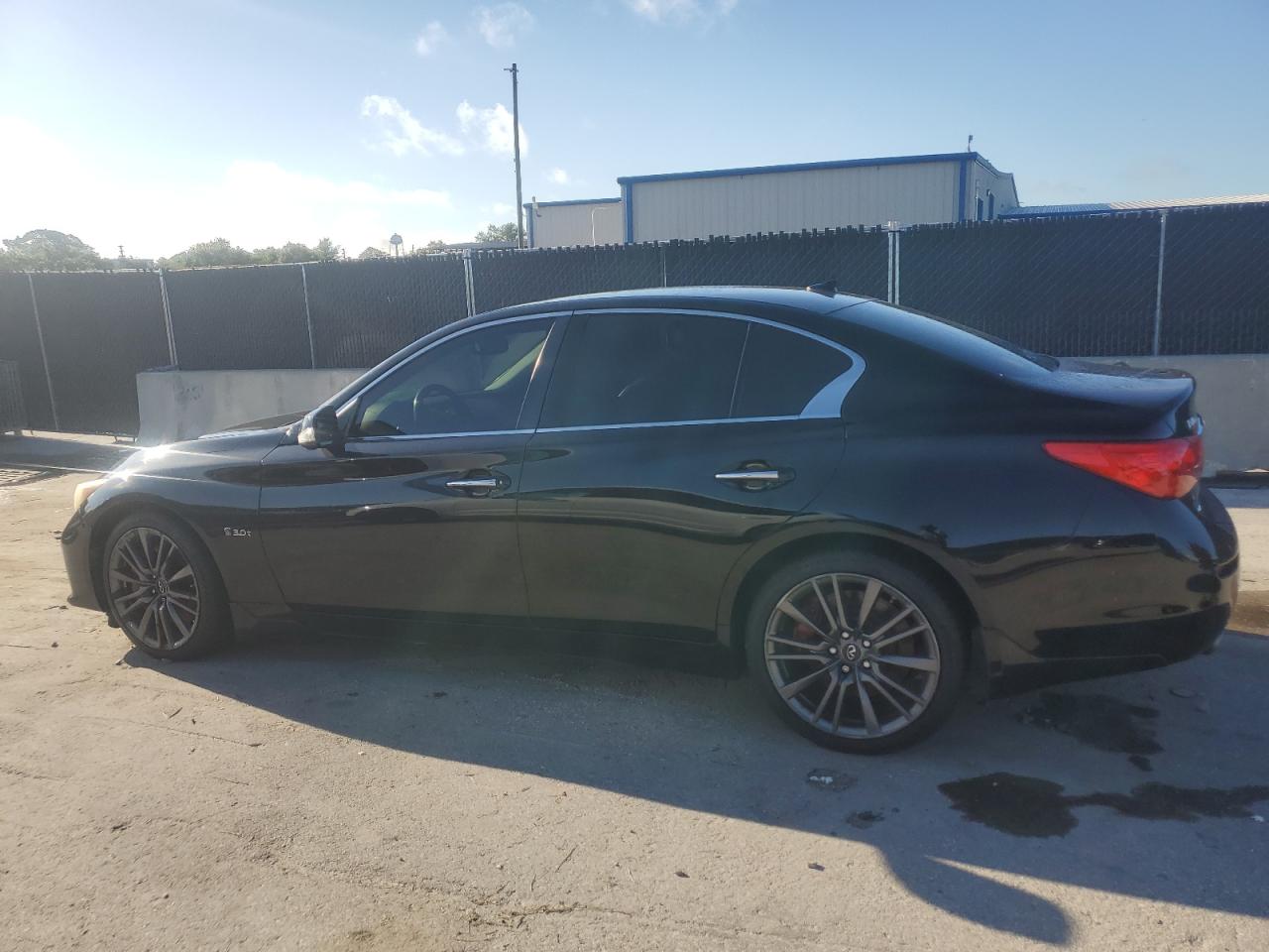 INFINITI Q50 RED SPORT 400