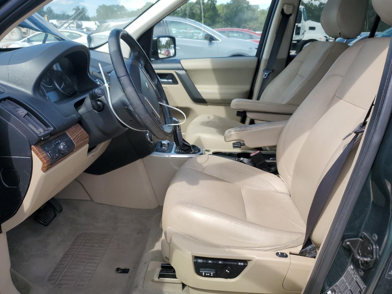 LAND ROVER LR2 HSE TECHNOLOGY