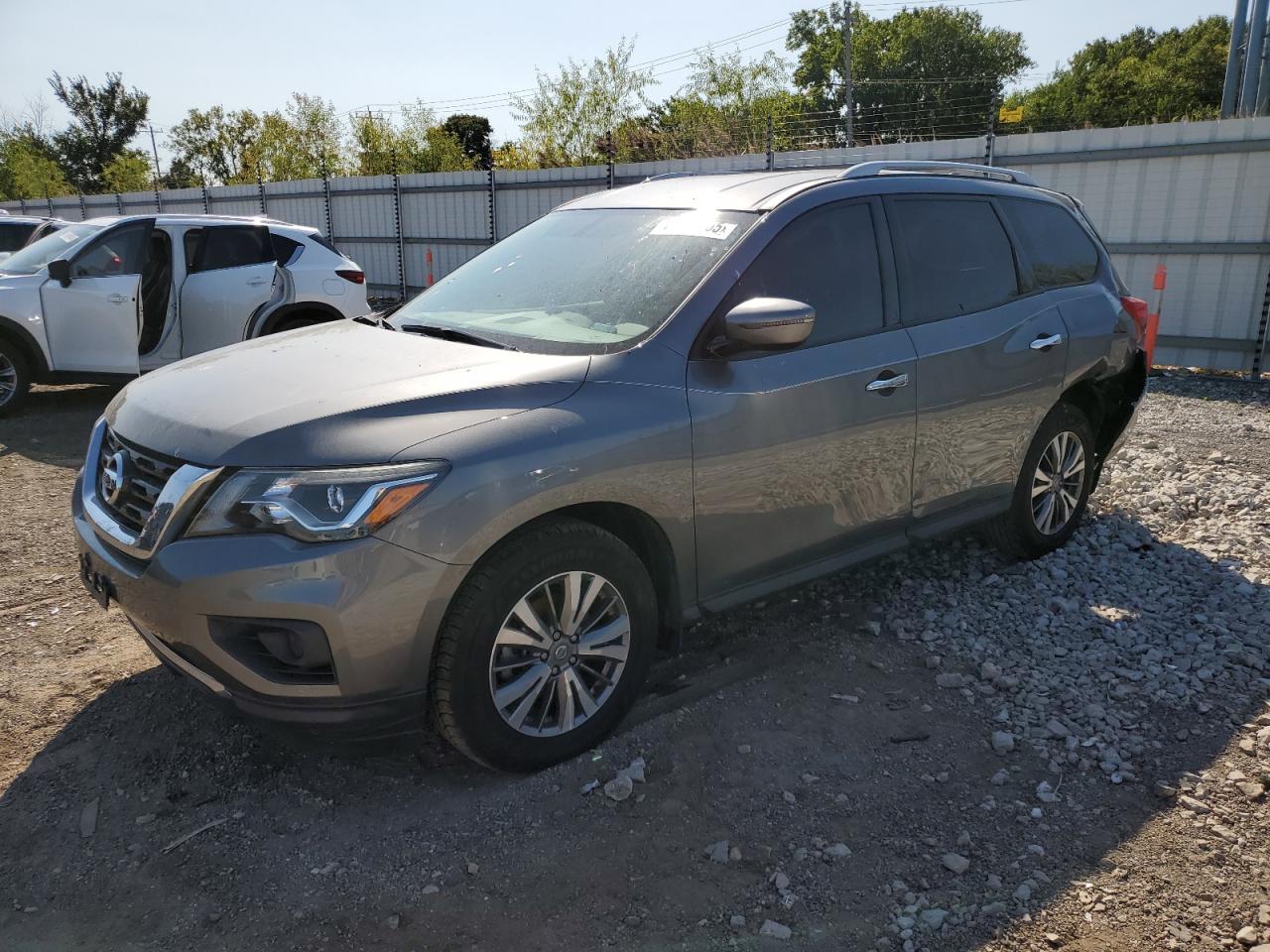 NISSAN PATHFINDER S