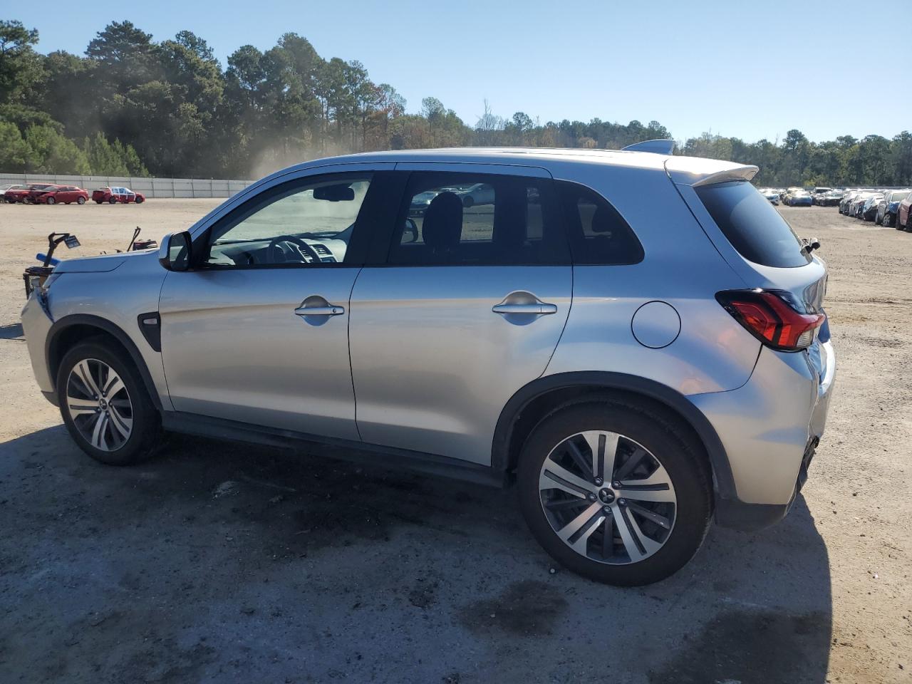 MITSUBISHI OUTLANDER S/SE