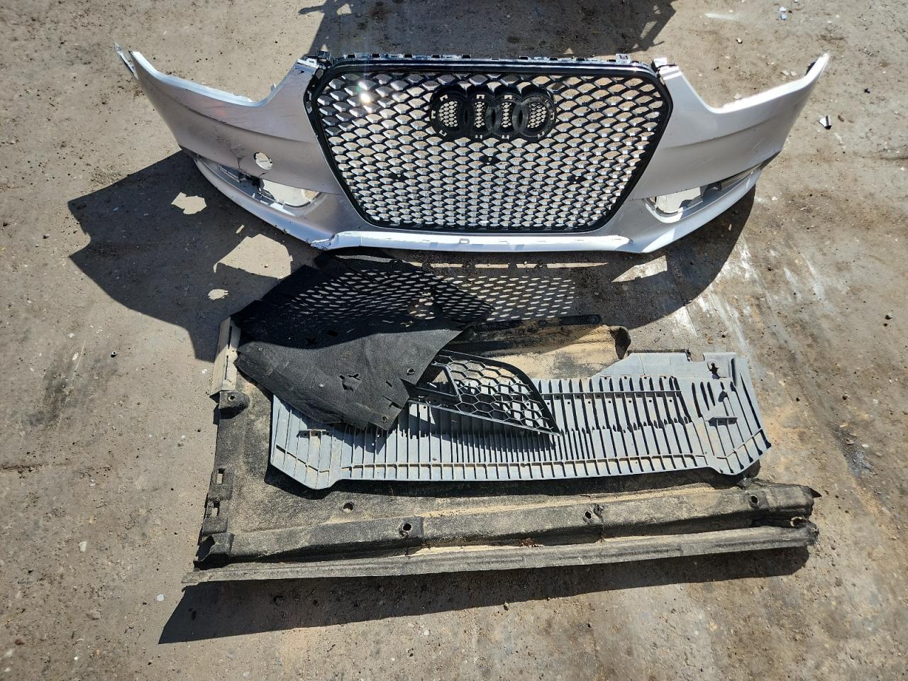 AUDI A4 PREMIUM PLUS