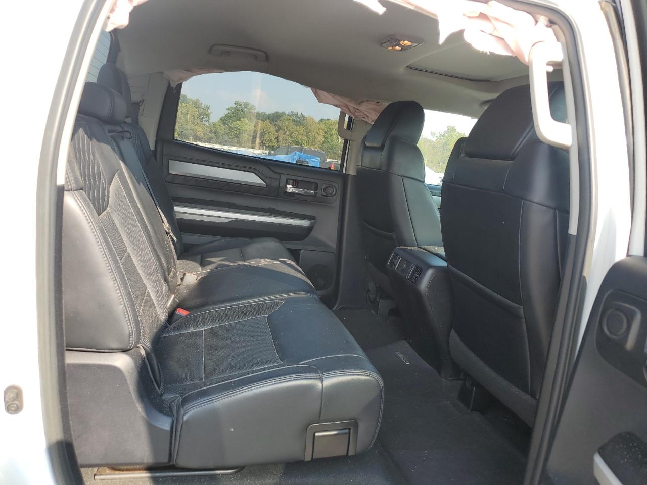 TOYOTA TUNDRA CREWMAX 1794