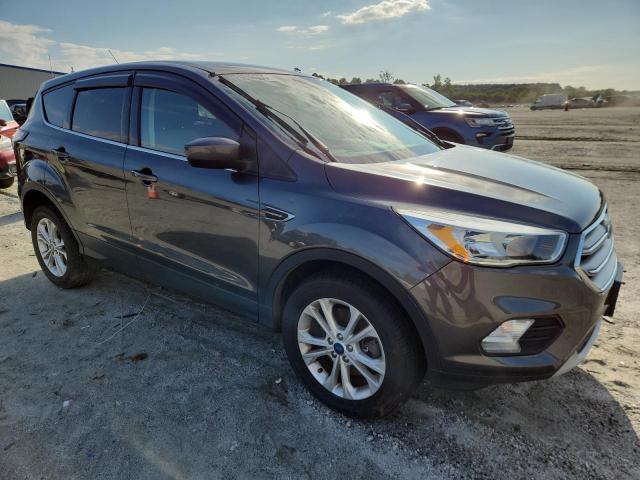 2017 FORD ESCAPE SE 1FMCU9G91HUB94189