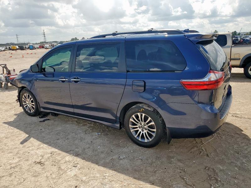 2020 TOYOTA SIENNA XLE 5TDYZ3DC5LS050005
