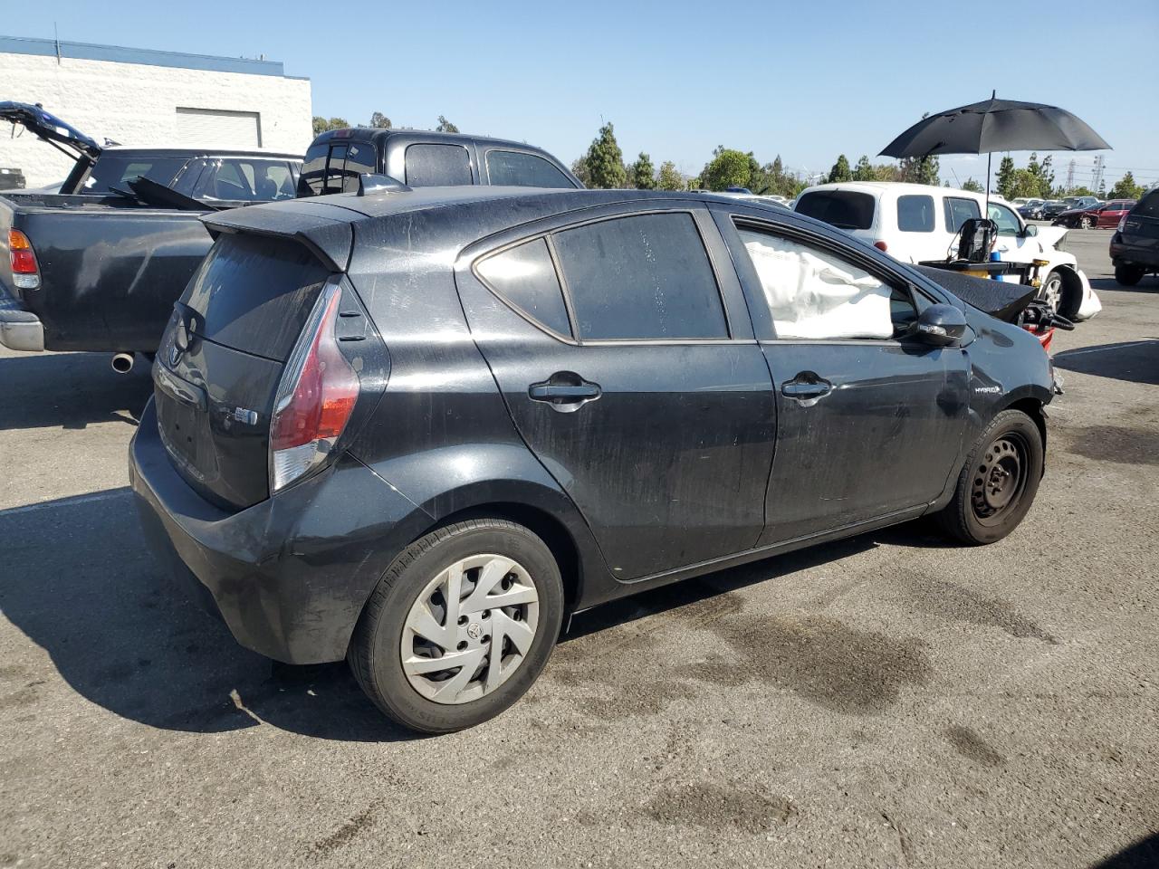 TOYOTA PRIUS C