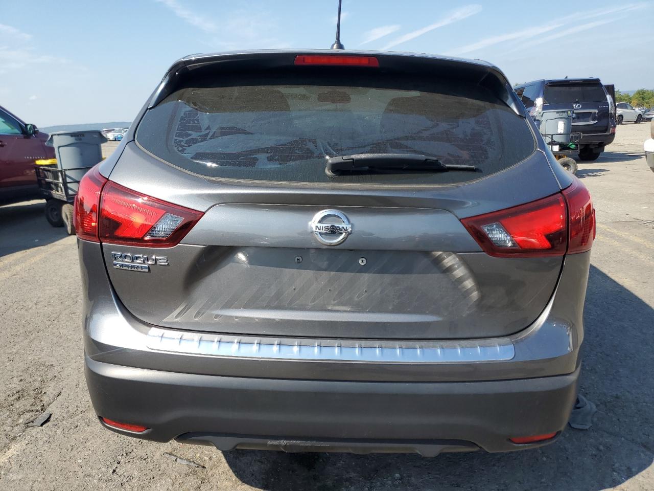 NISSAN ROGUE SPORT S