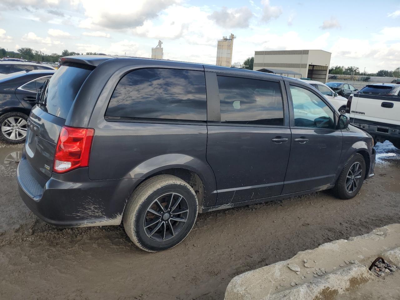 DODGE GRAND CARAVAN SE