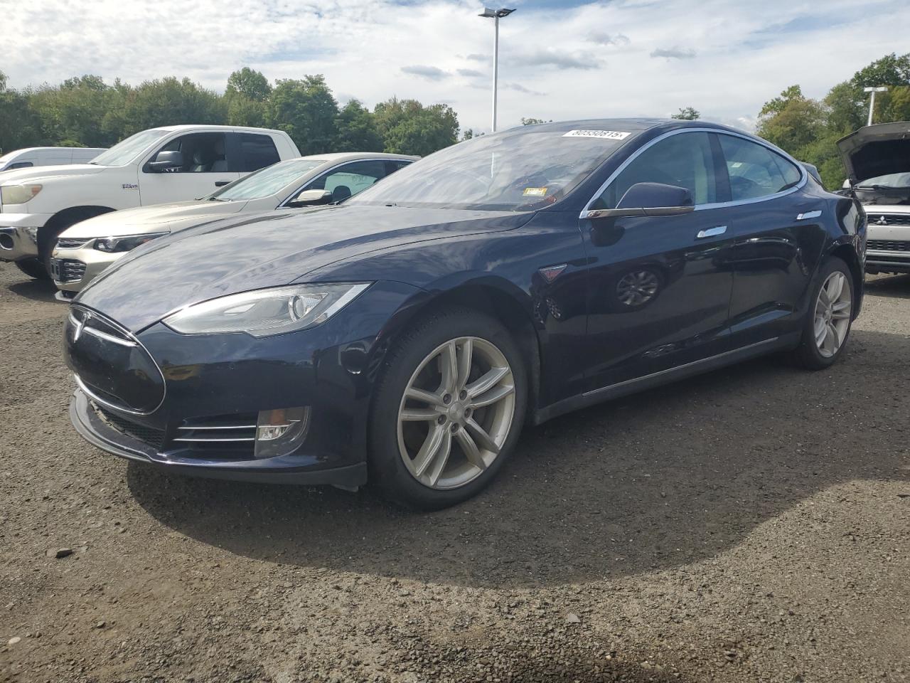 TESLA MODEL S