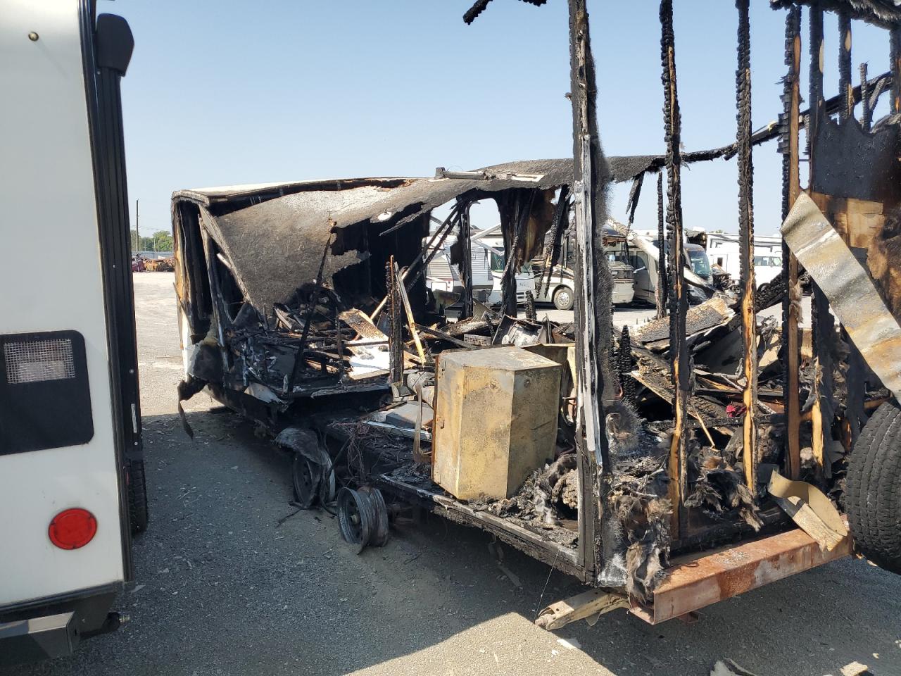 Lot #3282604865 2014 KZ SPORTSMEN