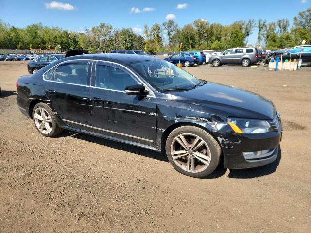 2015 VOLKSWAGEN PASSAT SEL 1VWCV7A33FC100422