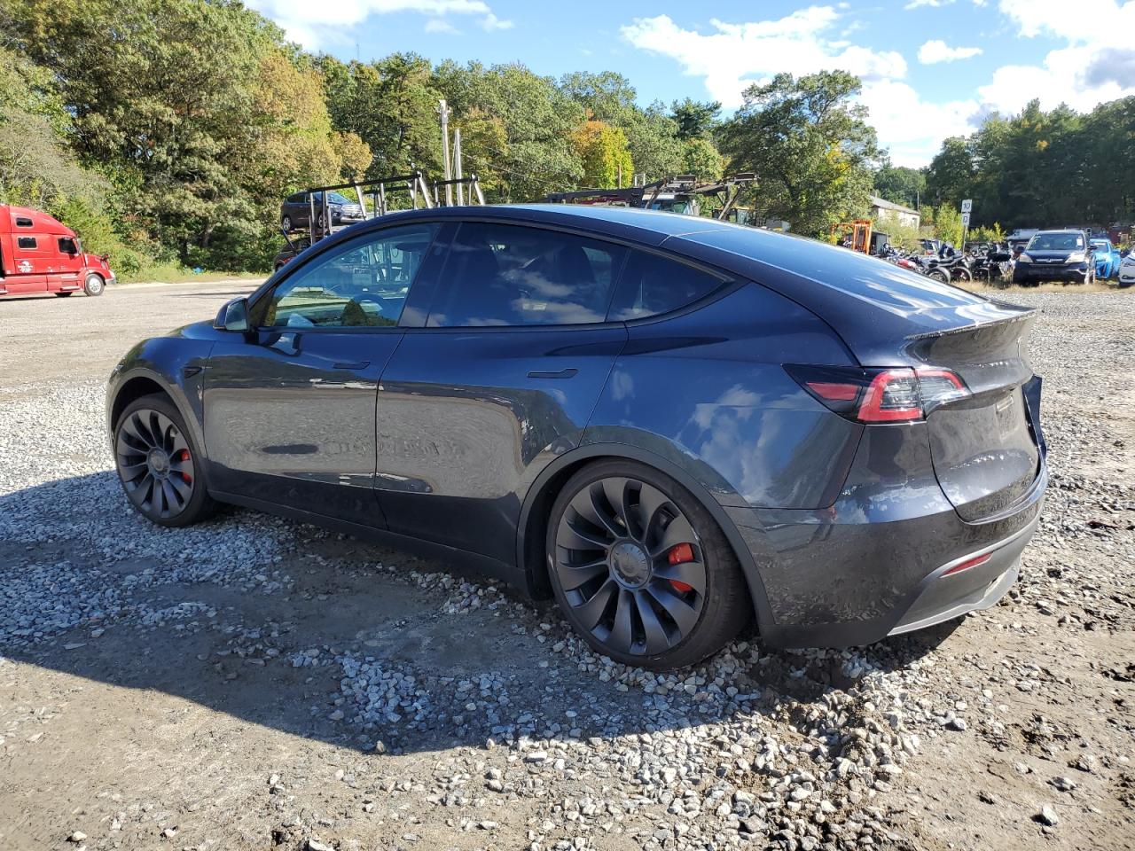 TESLA MODEL Y