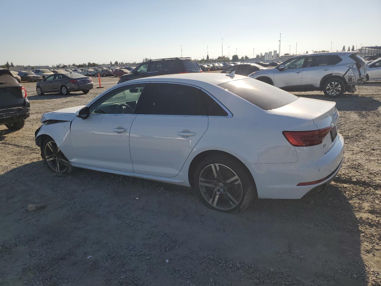 AUDI A4 PREMIUM PLUS