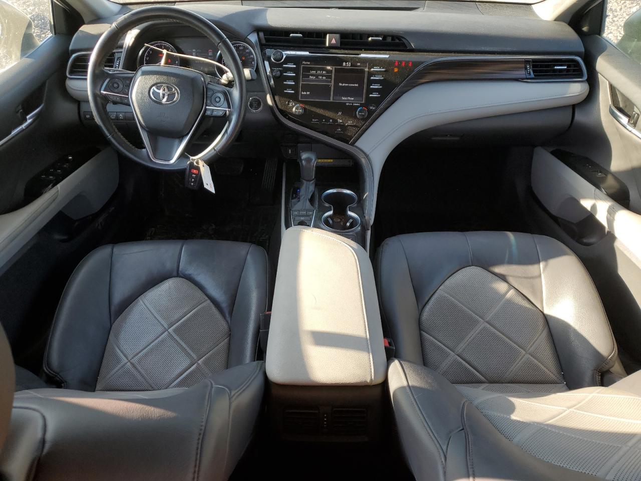 TOYOTA CAMRY L
