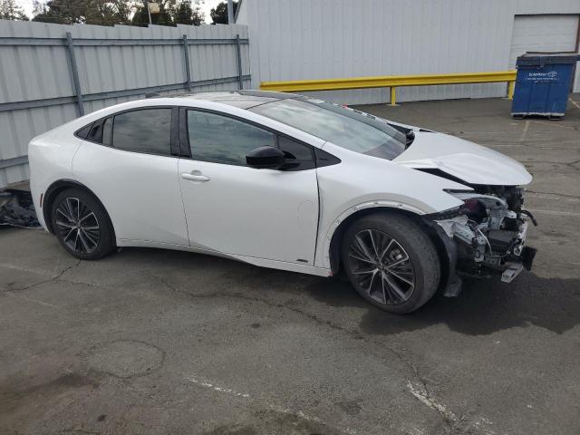 2024 TOYOTA PRIUS LE JTDADABU6R3009425