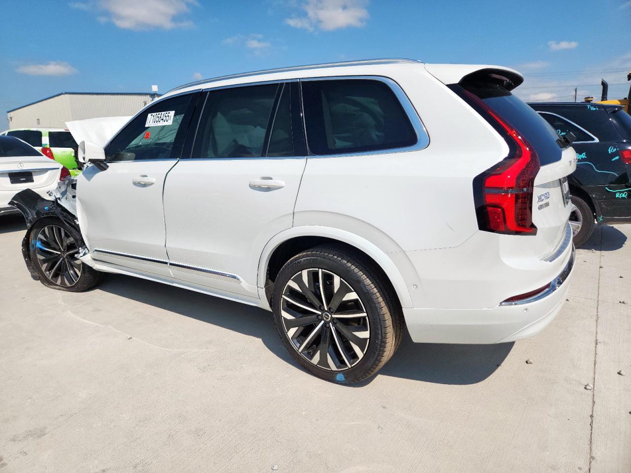 VOLVO XC90 ULTRA