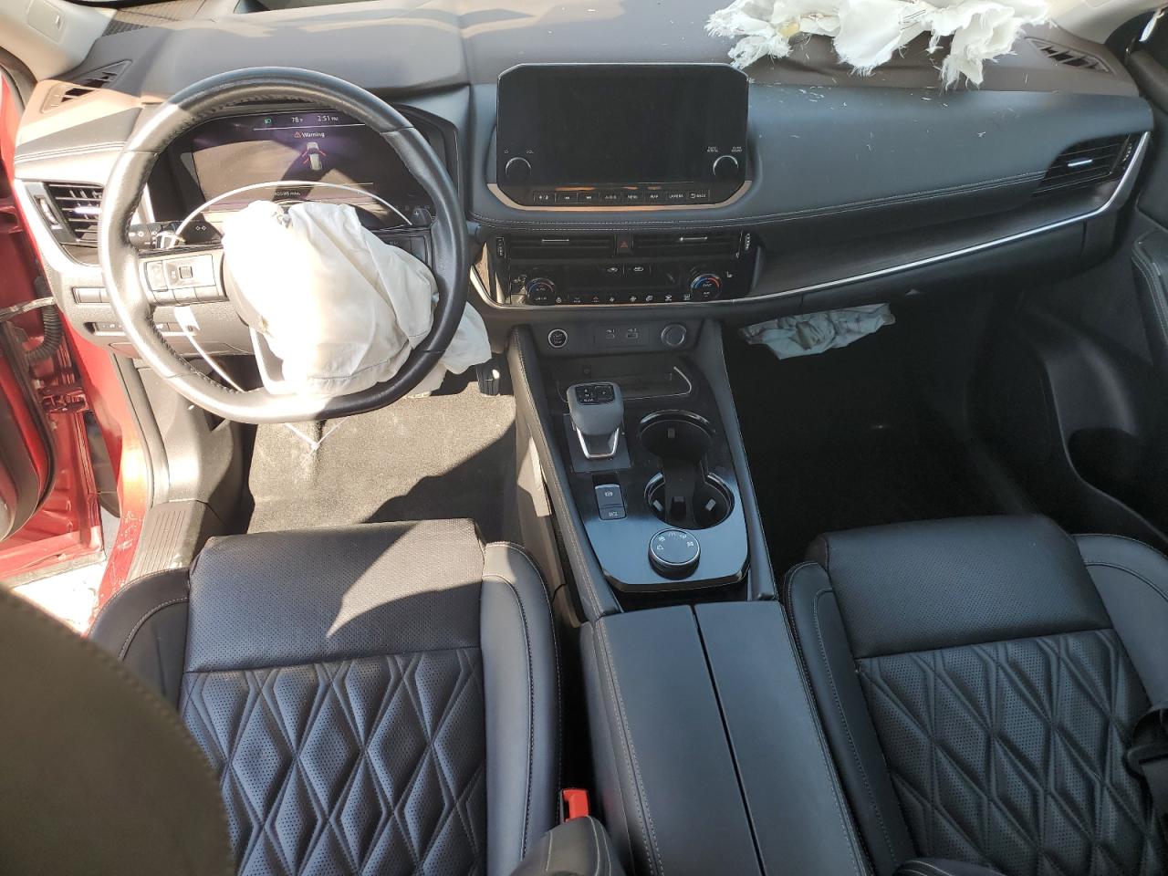 NISSAN ROGUE PLATINUM