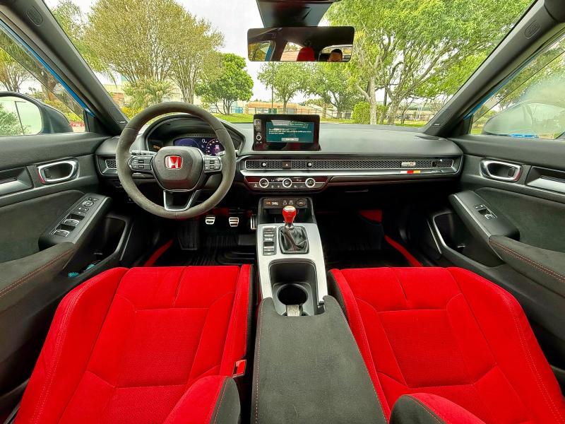 2023 HONDA CIVIC TYPE JHMFL5G40PX000099