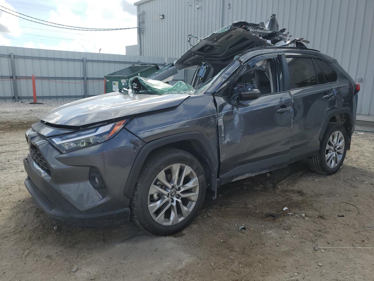 TOYOTA RAV4 XLE PREMIUM