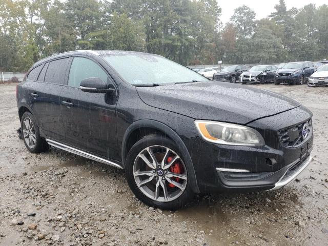 2015 VOLVO V60 CROSS YV4612HM0F1001904