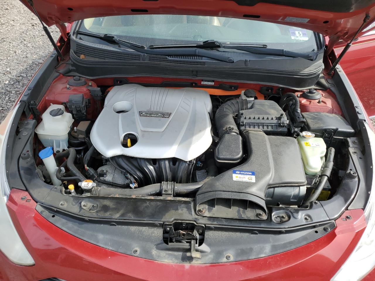 HYUNDAI SONATA HYBRID