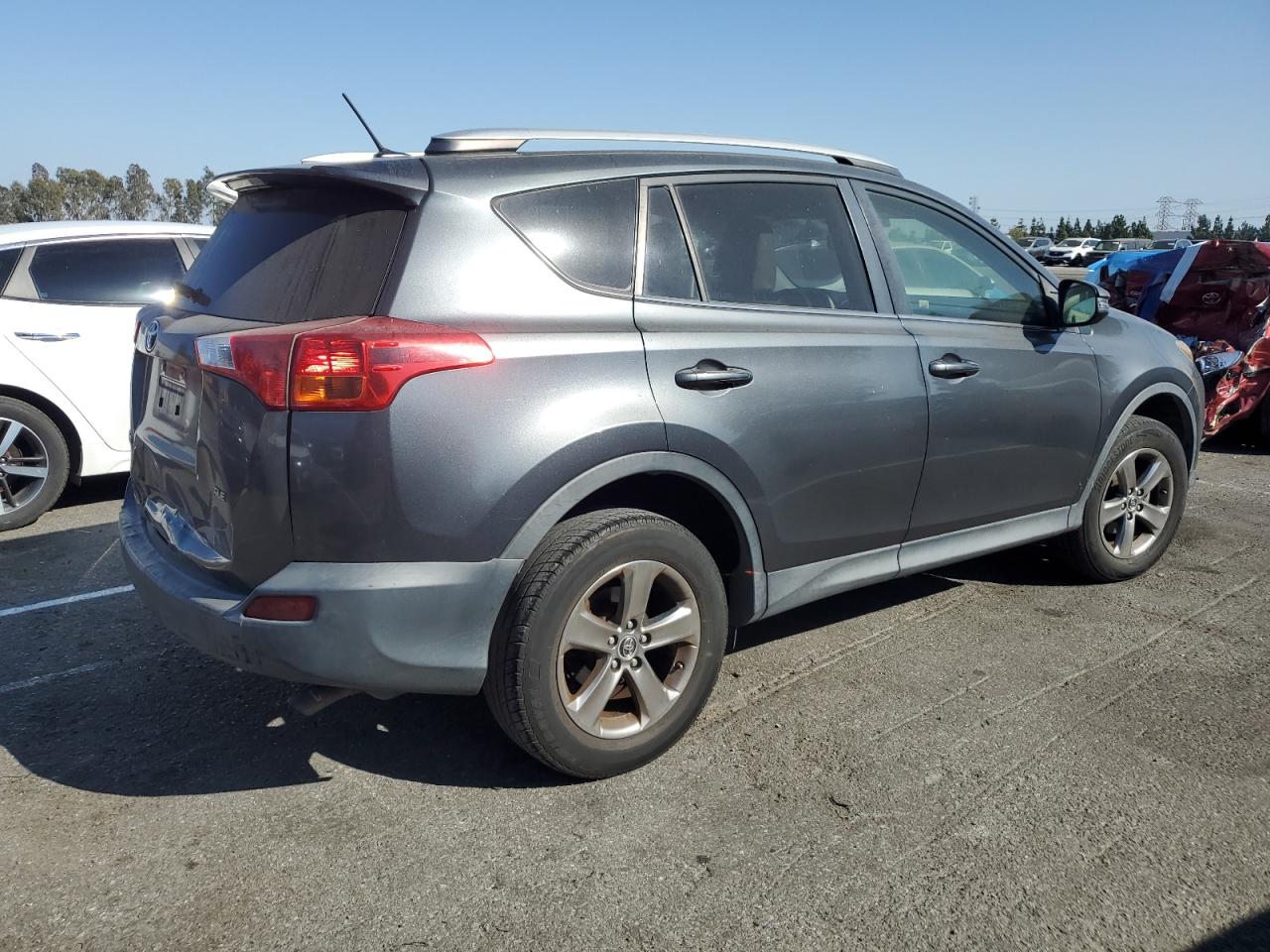 Lot #3311518244 2015 TOYOTA RAV4 XLE