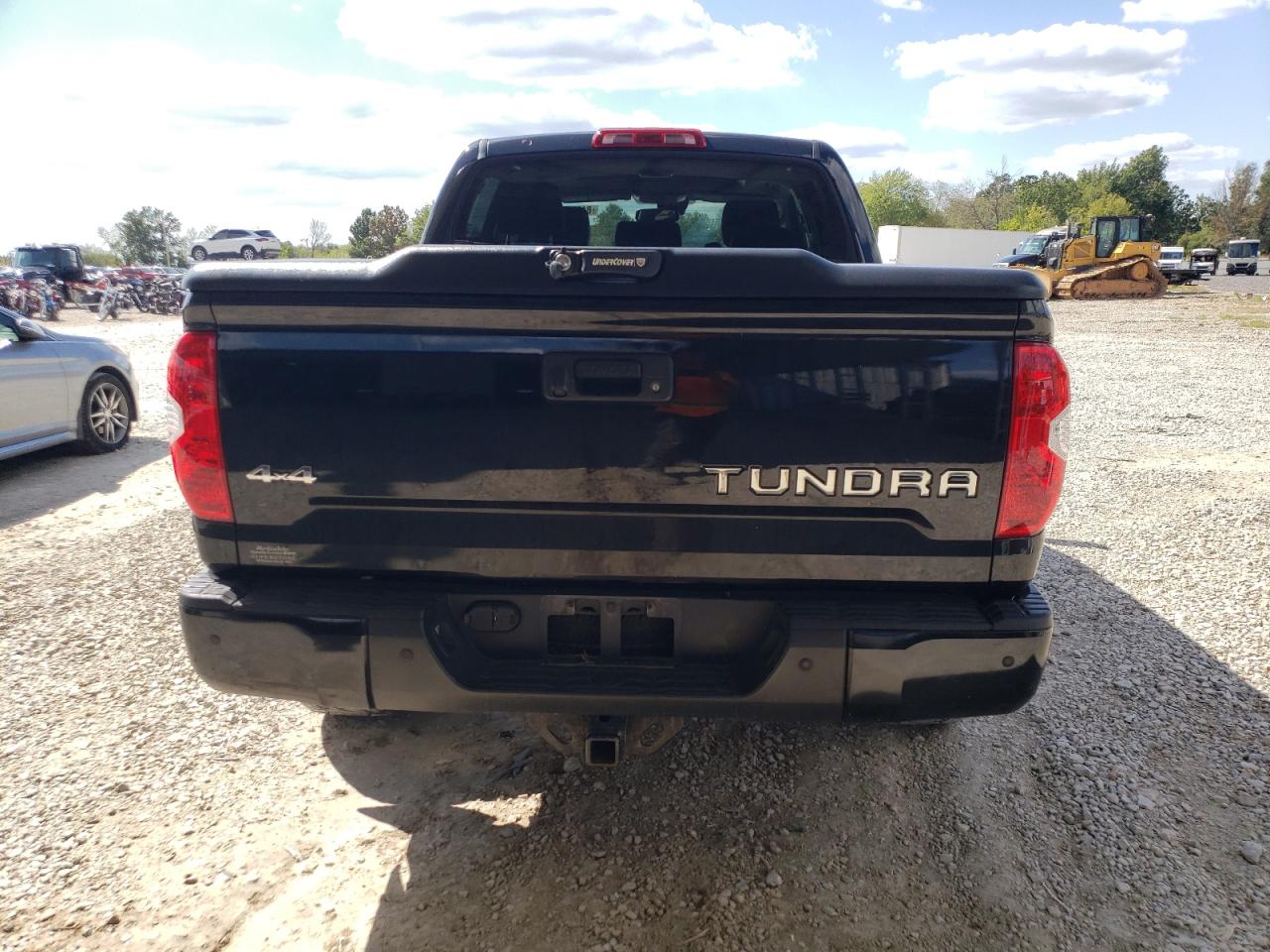 TOYOTA TUNDRA CREWMAX 1794