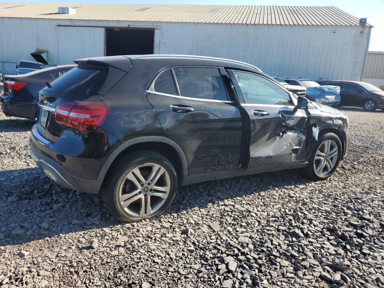 MERCEDES-BENZ GLA-CLASS 250 4MATIC