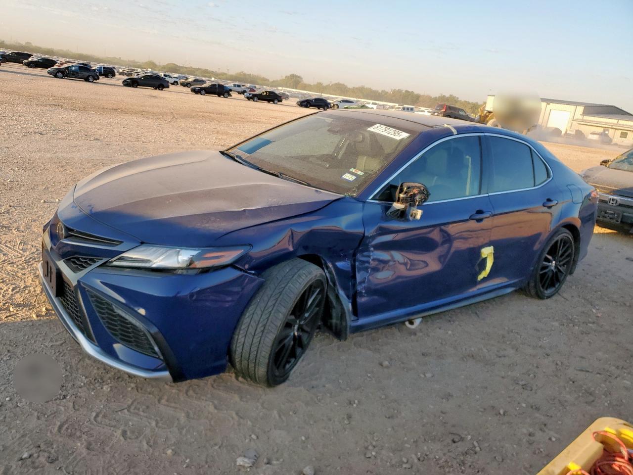 TOYOTA CAMRY XSE