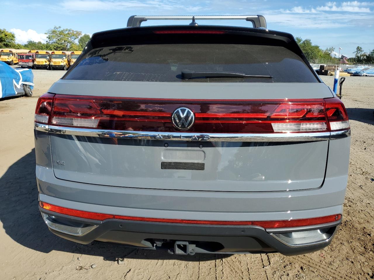 VOLKSWAGEN ATLAS CROSS SPORT SE