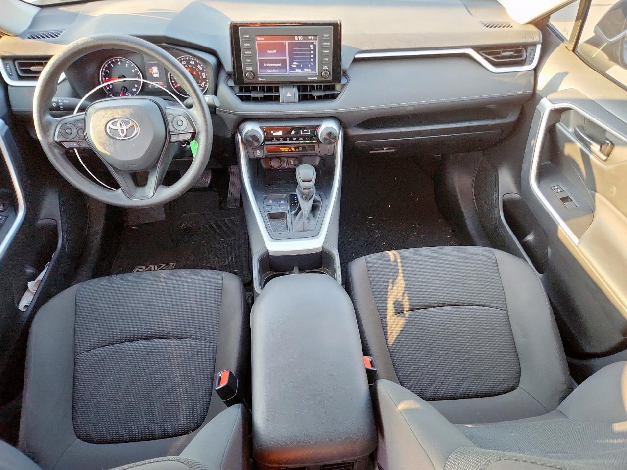 TOYOTA RAV4 LE