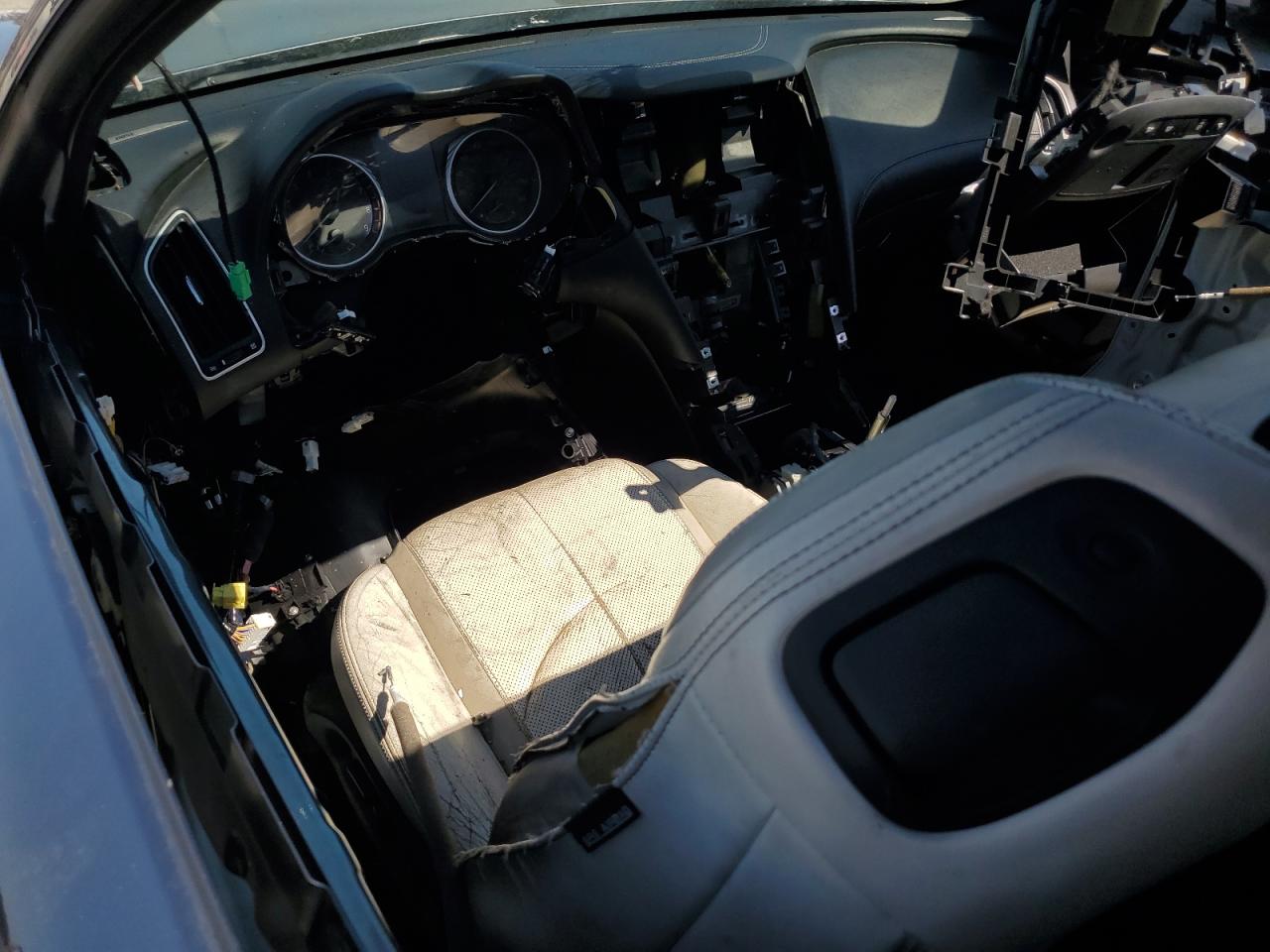 INFINITI Q60 RED SPORT 400