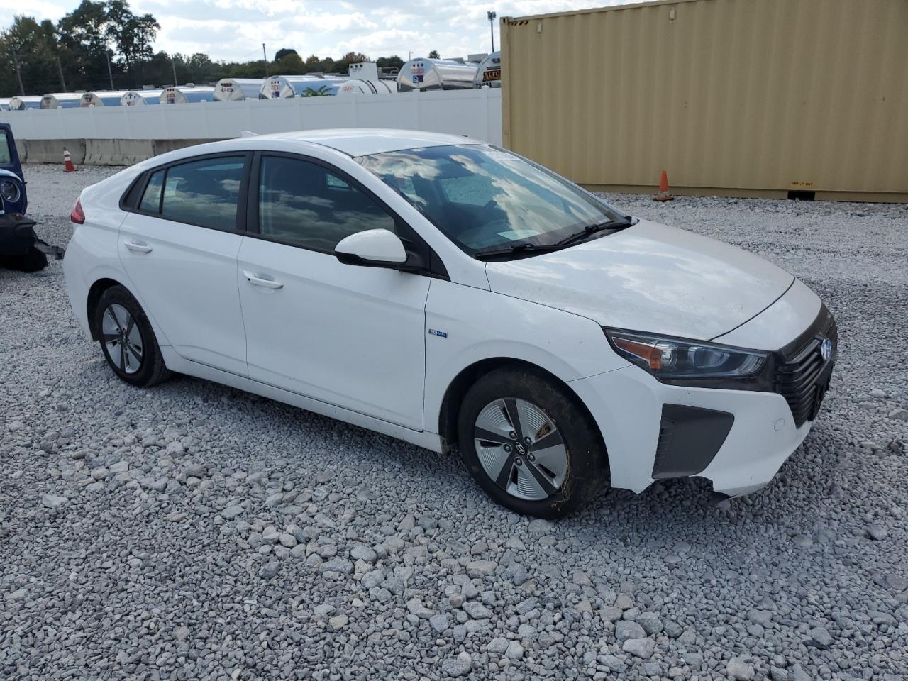 HYUNDAI IONIQ BLUE