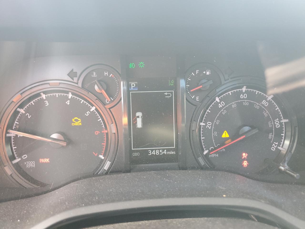 TOYOTA 4RUNNER 40TH ANNIVERSARY SE