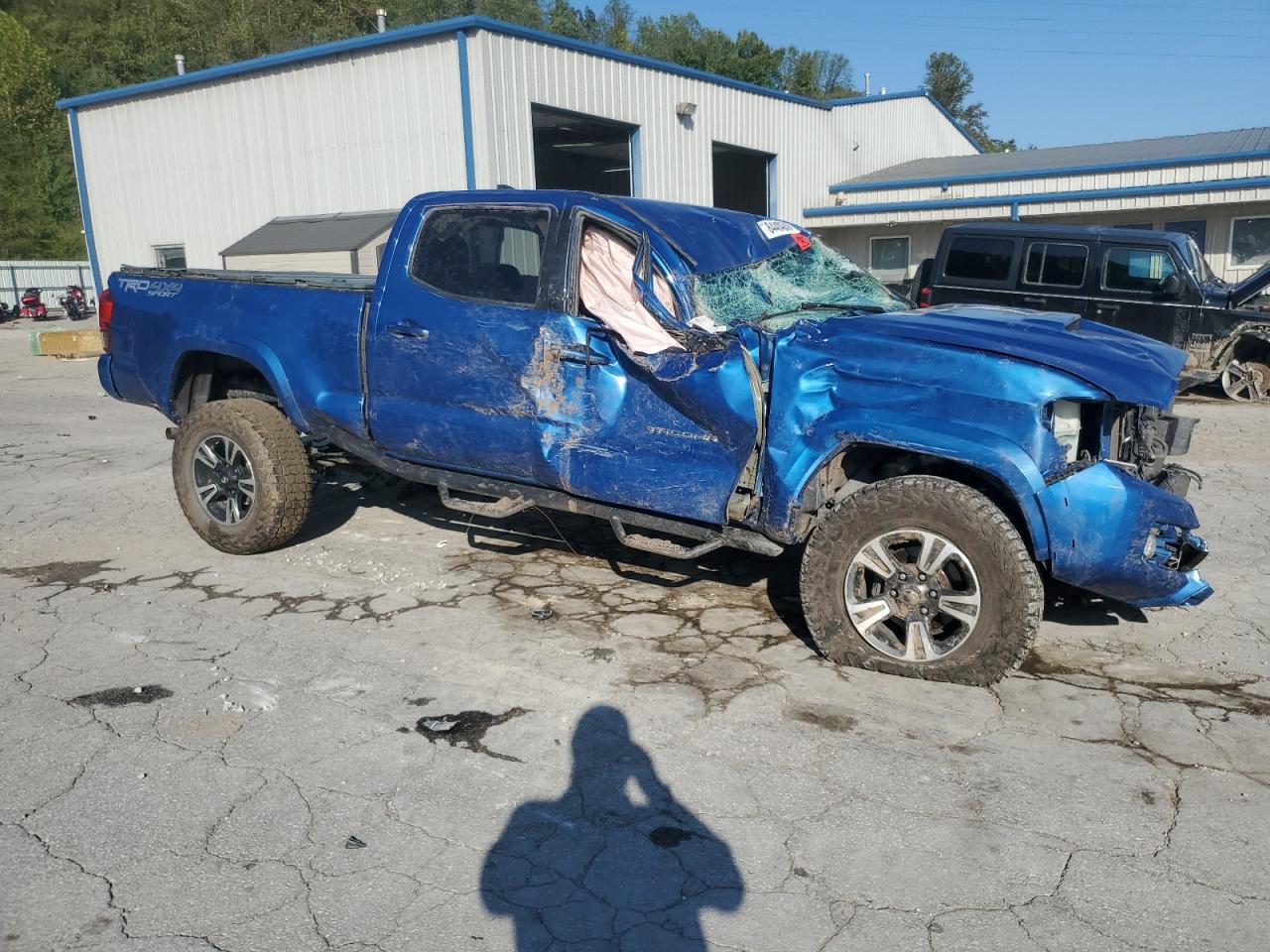 TOYOTA TACOMA DOUBLE CAB