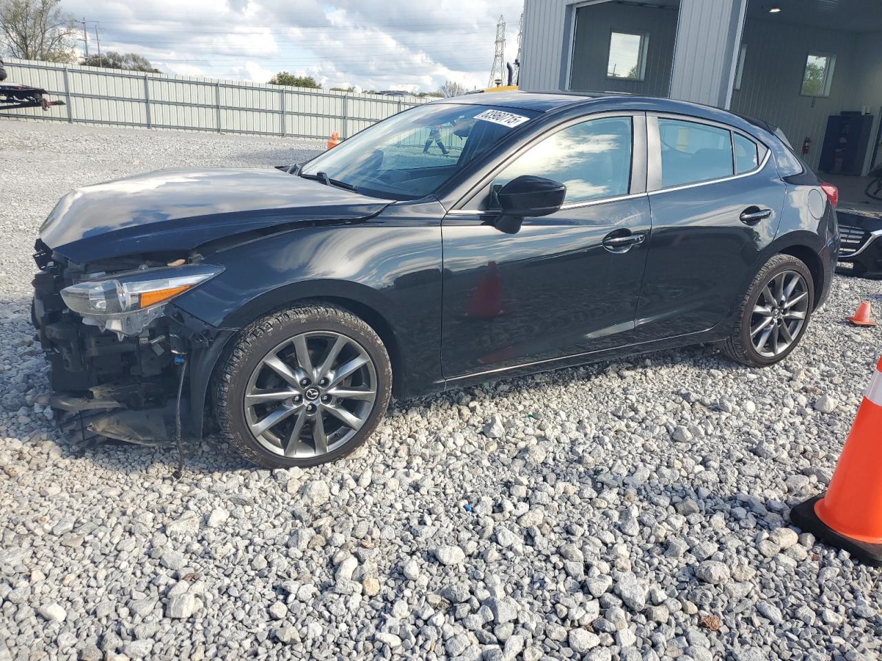  Salvage Mazda 3